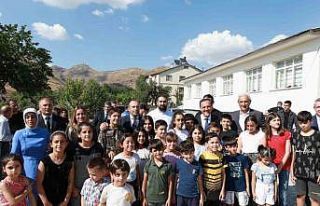 Vali Usta, vatandaşların taleplerini dinledi