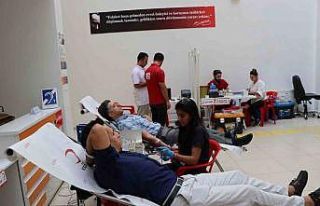 Valilik personeli kan verdi