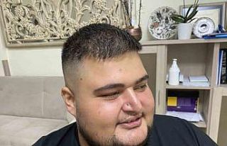 Vücut geliştirme yarışması için yaptırdığı...