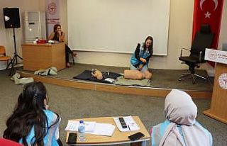 Yalova Belediyesi personellerine ilk yardım eğitimi