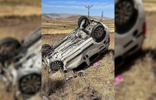 Yaralılar yola savruldu