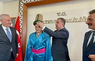 Yılın Ahisi Kaban’a kaftanını Vali Eldivan giydirdi