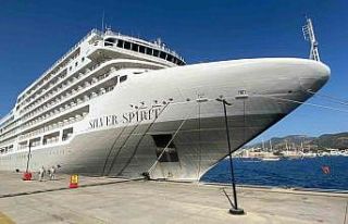 Yolcu gemisi "Silver Spirit" Bodrum’a...