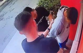 Yolda buluğu kartla ATM’den para çekmeye çalışan...