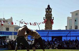 Yozgat’ta yağlı güreş müsabakaları başladı