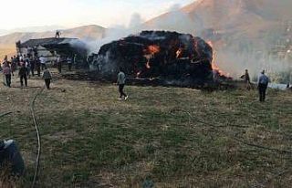 Yüksekova’da çıkan yangında 6 bin bağ ot yandı