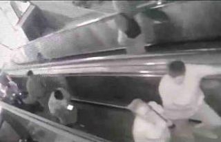 Yürüyen merdivenleri keyfi olarak durdurdular