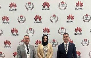 ZBEÜ Huawei Türkiye Bilişim Akademisi Zirvesinde...