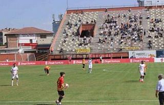 Ziraat Türkiye Kupası: Edirnespor: 1 - Çorlu 1947:2