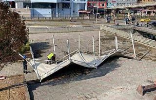 67 yıllık Fevkani Köprüsü ulaşıma kapatıldı