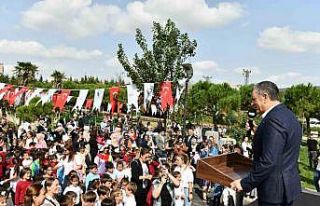 Anaokulu öğrencileri ürettikleri anahtarlıkları...