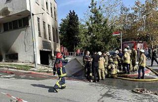 Bağcılar’da bir hurdacıda patlama meydana geldi:...