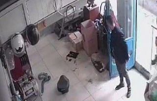 Börek tepsisini başına yedi akıllanmadı