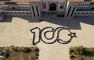 Denizli’de lise öğrencilerden ’Togg’ koreografisi