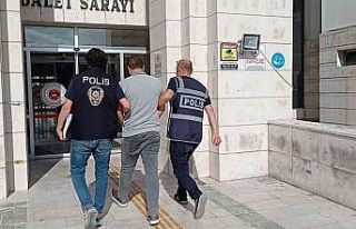 EFT’yle dolandıran şüpheli polise yakalandı