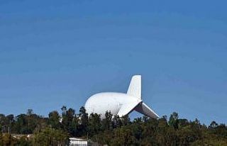 İsrail’in dev zeplini görüntülendi