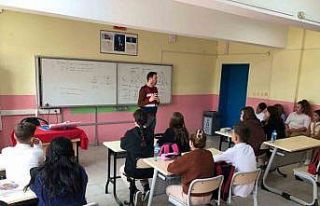 Jandarma ekiplerinden siber suçlarla mücadele eğitimi