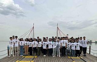 Kırsal mahalle çocuklarına ‘Cumhuriyet’ gezisi