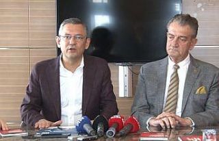 Özgür Özel delegelere seslendi: "Aklına,...