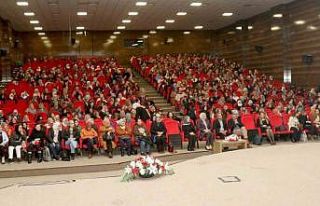 Van’da ‘Aile Akademisi Seminerleri’ sürüyor