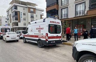 Yaralı taşıyan ambulans ile minibüs çarpıştı:...