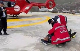 Göğüs ağrısı şikayeti olan hasta için helikopter...