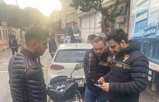 İstanbul emniyeti, ara tatilin bitmesiyle okul çevrelerinde...