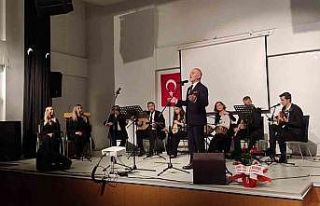 Musiki ustası Fikret Erkaya ata toprağında sevenleri...