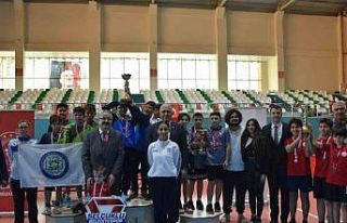 Salihli’de minik raketlere ödülleri verildi