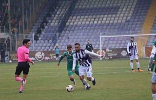 Afyonspor puan kayıplarını telafi etmeye devam...