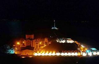 Akdamar Adası yeni görünümüyle göz kamaştırıyor