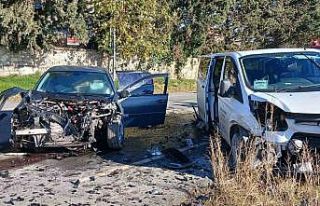 Büyükçekmece’de ters yönden hızla caddeye çıkan...