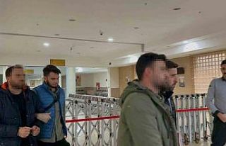 Eski milli futbolcu Oktay Derelioğlu’nu darp eden...