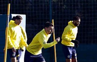 Fenerbahçe, Kayserispor maçı hazırlıklarını...