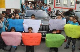 Konya’da Yerli Malı Haftasında okula TOGG getirdiler