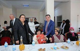 Vali Eldivan engelli vatandaşlarla bir araya geldi