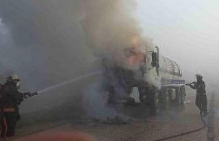 Vidanjör alevlere teslim oldu