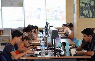 Büyükşehir Kütüphanelerini 200 bin kişi ziyaret...