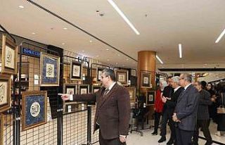 Esma’ül Hüsna Hüsn-i Hat Sergisi açıldı