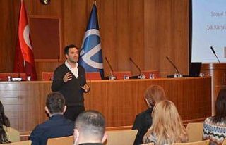 Lisansüstü Eğitim Enstitüsü’nde ’Sosyal Bilimlerde...