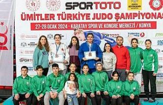 Salihlili judocular, Konya’da 2 madalya kazandı