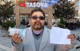 100 lira borç para istedi, hesabına 100 bin lira...