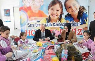 Ağrı’daki öğrenciler depremzede çocuklarla...