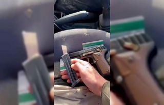 Beylikdüzü’nde uygulamaya takılan aracın gizli...