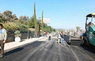 Bodrum’da sıcak asfalt çalışmaları devam ediyor