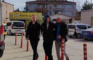 Bursa’da 2 kişiyi bıçaklayan şüpheli yakalandı