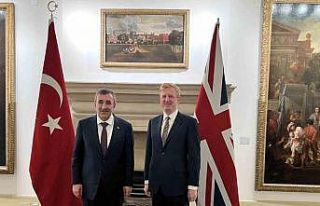 Cevdet Yılmaz, İngiltere Başbakan Yardımcısı...