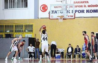 Dev adamlar evinde galibiyet için ter dökecek: Tam...