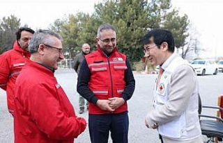 Güney Kore’nin deprem bölgesine yardımları sürüyor