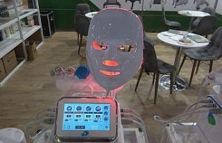 Güzellik ve Kozmetik Fuarı kadınların ilgi odağı...